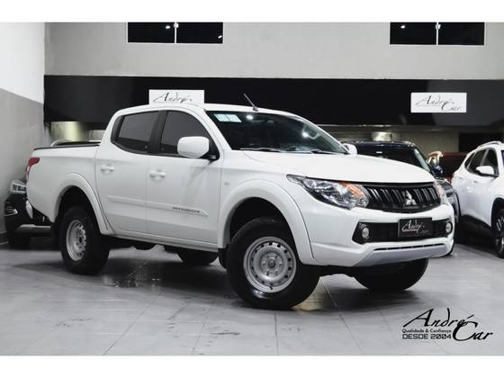 MITSUBISHI L200 TRITON 2.4 16V TURBO DIESEL GL CD 4X4 MANUAL
